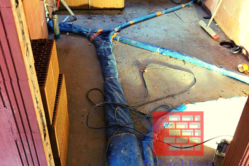 Stavba domu Hainburg, Kulc22 / Nízkoenergetický Rodinný dom v obci Hainburg an der Donau, Rakúsko - video Stavba domu Hainburg, Kulc22 / Nízkoenergetický Rodinný dom v obci Hainburg an der Donau, Rakúsko - video