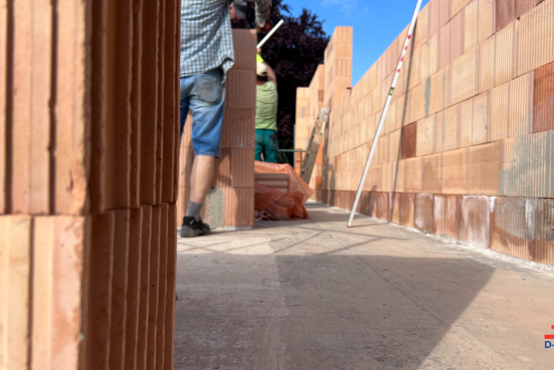 Stavebný denník - zoznam / Manažérske oddelenie: Kontrolný deň realizácie projektu stavby domu CUR23 Kittsee, Rakúsko - foto