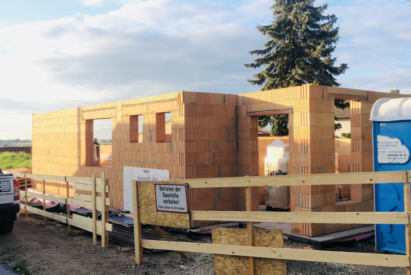 Stavba domu Berg 1, Rakúsko / - video Stavba domu Berg 1, Rakúsko / - video