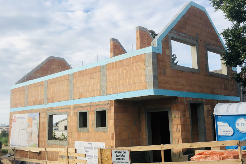 Stavba domu Berg 1, Rakúsko / - video Stavba domu Berg 1, Rakúsko / - video