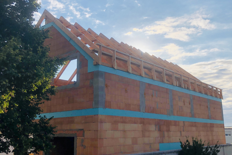 Stavba domu Berg 1, Rakúsko / - video Stavba domu Berg 1, Rakúsko / - video