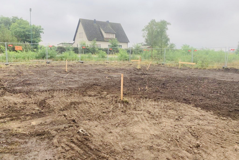  Stavba domu Deutsch Jahrndorf 1 /  - video