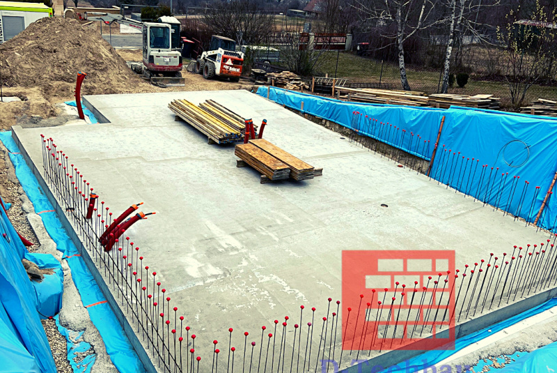 Stavba domu Hainburg, Kulc22 / Nízkoenergetický Rodinný dom v obci Hainburg an der Donau, Rakúsko - video Stavba domu Hainburg, Kulc22 / Nízkoenergetický Rodinný dom v obci Hainburg an der Donau, Rakúsko - video