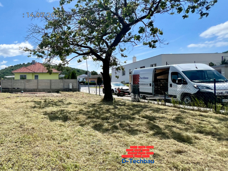 RD KRI25 Príprava pozemku pred zahájením realizácie RD KRI25 Príprava pozemku pred zahájením realizácie