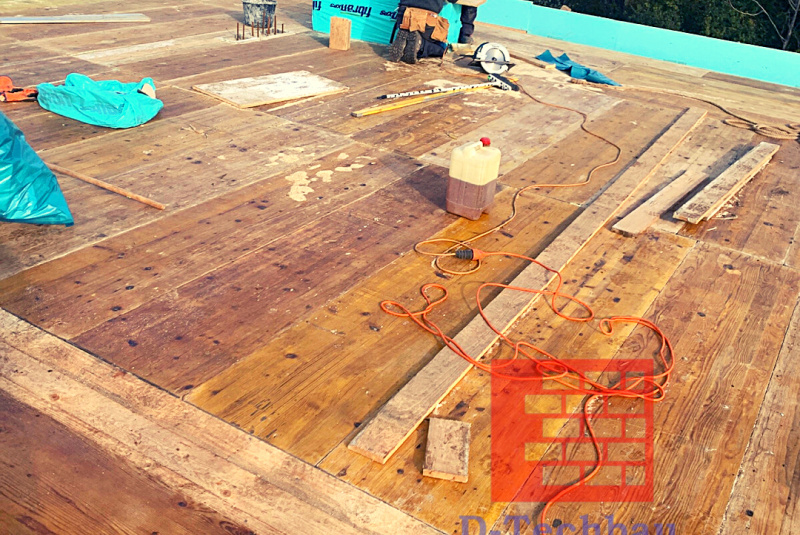 Stavba domu v Rakúsku - RD Davi21 Neudorf bei Parndorf - Debnenie stropnej dosky a vencov Stavba domu v Rakúsku - RD Davi21 Neudorf bei Parndorf - Debnenie stropnej dosky a vencov