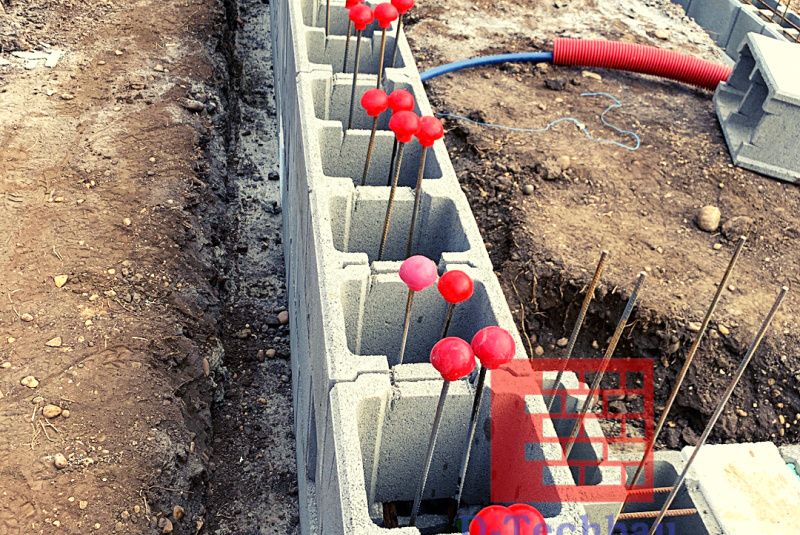 Stavba domu v Rakúsku - RD Davi21 Neudorf bei Parndorf - Murovanie debniacich tvárnic Stavba domu v Rakúsku - RD Davi21 Neudorf bei Parndorf - Murovanie debniacich tvárnic