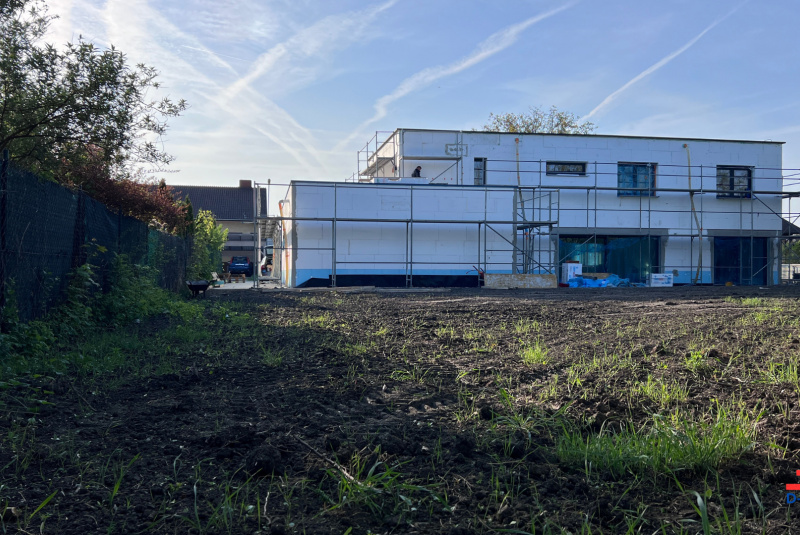 Stavba domu v Rakúsku DUR23, Zurndorf Zateplenie a fasáda (1) Stavba domu v Rakúsku DUR23, Zurndorf Zateplenie a fasáda (1)