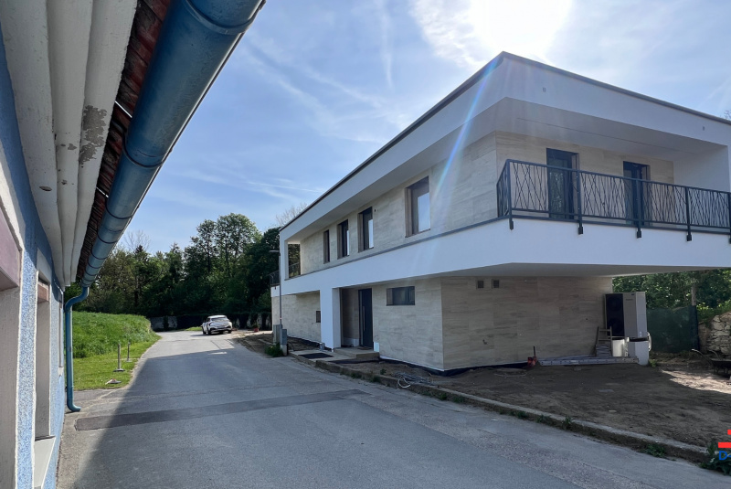 Stavba domu v Rakúsku KAC22, Wolfsthal Fasádny obklad (1) Stavba domu v Rakúsku KAC22, Wolfsthal Fasádny obklad (1)